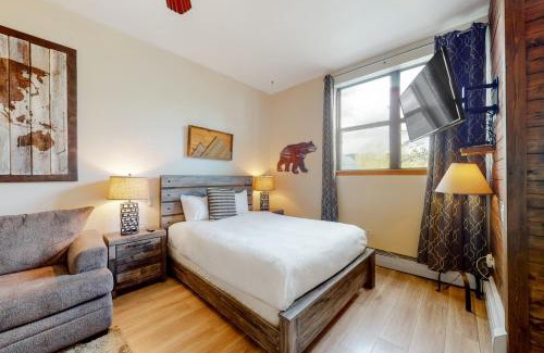 Historic District Hotel | Blue River Escapade