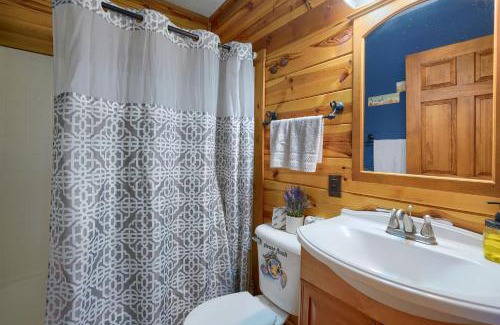 Logan House | Blue Rose Cabins - Lincoln Log Cabin