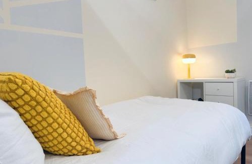 Wembley Central Apartment | Blue Rose