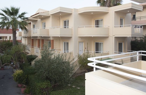Agia Marina Hotel | Blue Sky Hotel Superior Studio with sea view & pool