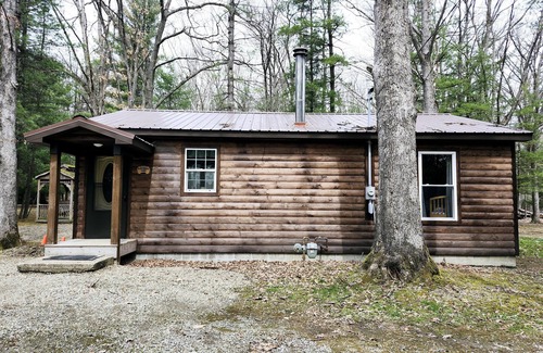 Tylersburg Cabin | Blue Spruce Cabin Getaway