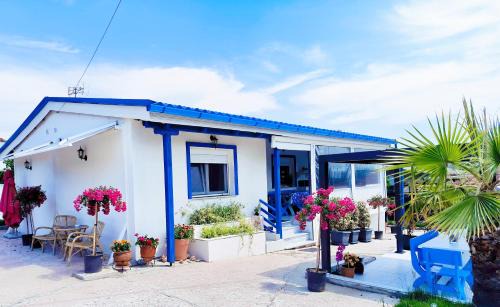 Kallikratia Apartment | Blue Summer Villa