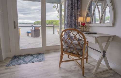 Southmont House | Blue View Cottage
