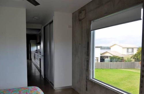 Lake Tyers Beach House | Blue View - Modern, open plan, relax in style