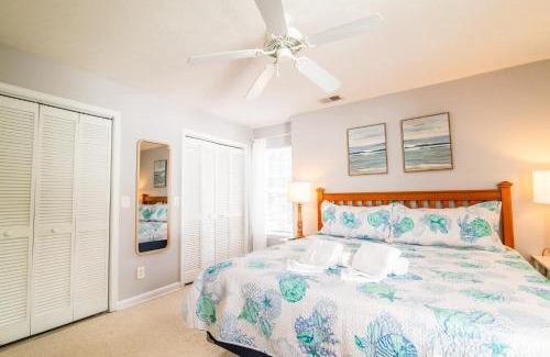 Myrtle Beach House | Blue Wave Retreat in Heart of Myrtle Beach