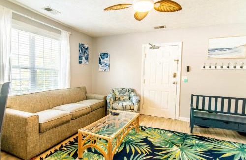 Myrtle Beach House | Blue Wave Retreat in Heart of Myrtle Beach