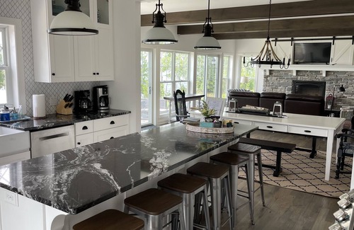Egg Harbor House | Bluebell Cottage: Luxury Waterfront Home with Private Pier