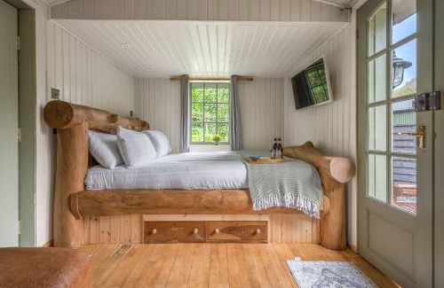 Coniston House | Bluebell Lodge, Lake District