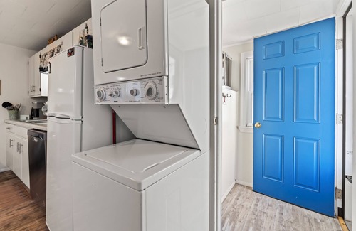 York Beach House | Blueberry Pines Cottage in York Beach, Maine