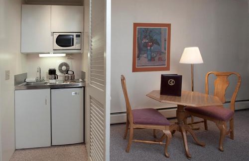Stowe Area Hotel | Bluebird Cady Hill Lodge