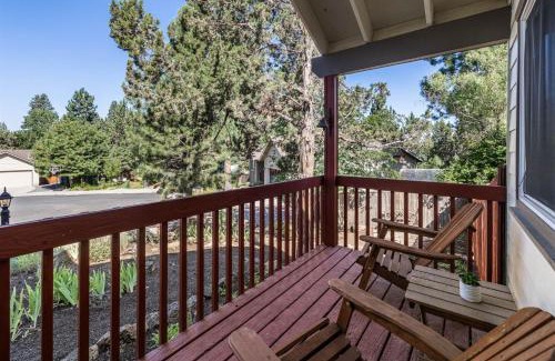 Southern Crossing House | Bluebird Day - Mountain Escape