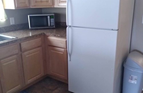 Harrison House | Bluegill lake -Lake front retreat- Dog friendly - additional charge