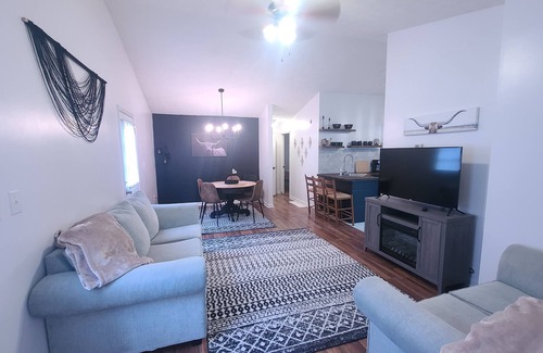 Georgetown House | Bluegrass Haven 3BR 2Bathn5 miles to the Horse ParknFamily/pet friendly