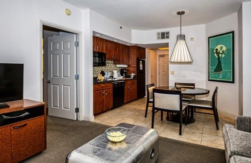 Las Vegas Condo | Bluegreen Club 36™ - Las Vegas - HUGE 2 Bedroom Combined!