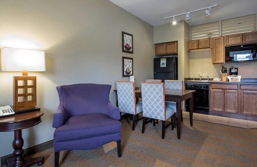 Lake Delton Condo | Bluegreen Odyssey Dells™ - 2 Bedroom 1 Bath