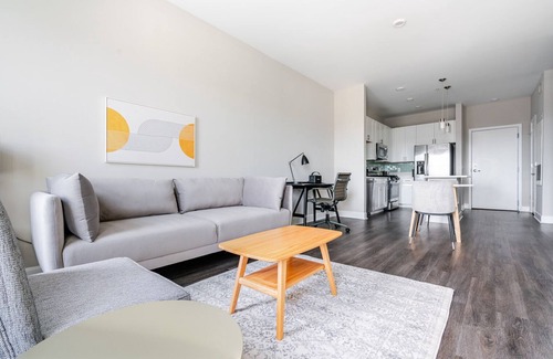 Bethesda Apartment | Blueground | Bethesda, gym & w/d, nr Bethesda Row