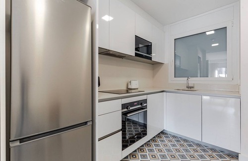 Poblenou Apartment | Blueground | El Poblenou, pool & w/d