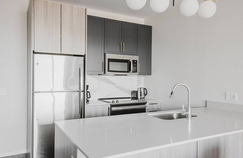Hyde Park Apartment | Blueground | Hyde Park, AC, w/d, nr museum