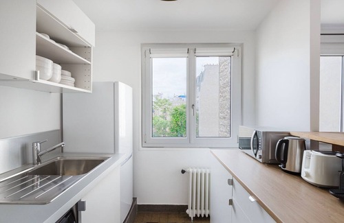 Montparnasse Apartment | Blueground | Jardin du Luxembourg, near gardens