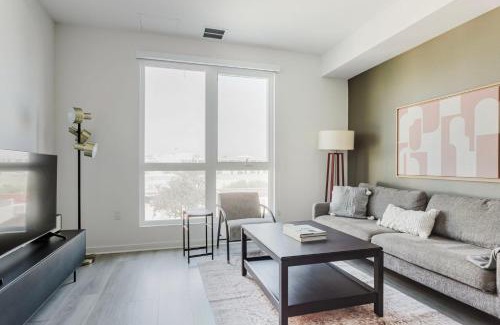 Downtown Long Beach Apartment | Blueground Long Beach pool gym near shops LAX-1262