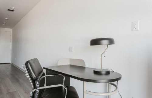 Downtown Long Beach Apartment | Blueground Long Beach pool gym near shops LAX-1262