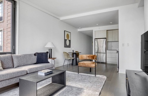 Hunters Point Apartment | Blueground | Long Island City, rooftop, nr Gantry Plaza State Park