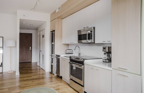 Navy Yard Apartment | Blueground | Navy Yard, gym, near Nats Park