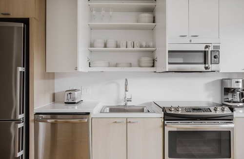 Navy Yard Apartment | Blueground | Navy Yard, gym, near Nats Park