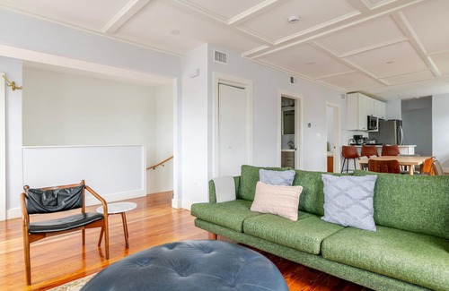 Revere Apartment | Blueground | Revere, washer, nr Revere Beach