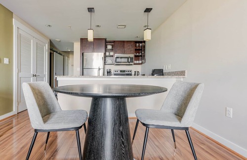 Shaw Apartment | Blueground | Shaw, private entrance, nr Howard Theatre