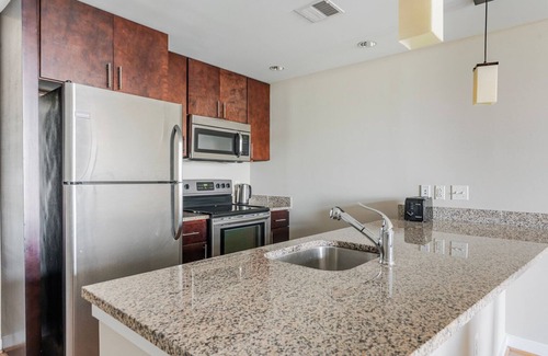Shaw Apartment | Blueground | Shaw, private entrance, nr Howard Theatre