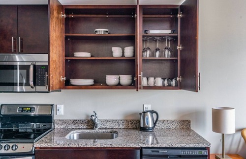 Shaw Apartment | Blueground | Shaw, washer, nr Howard Theatre