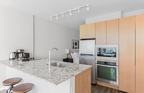 Streeterville Apartment | Blueground | Streeterville, pool & gym, nr Pier