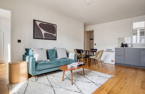 Quartier de la Plaine-de-Monceaux Apartment | Blueground | Ternes, furnished & equipped