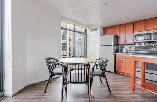 Clarendon Apartment | Blueground | Virginia Sq, pool & w/d, nr parks