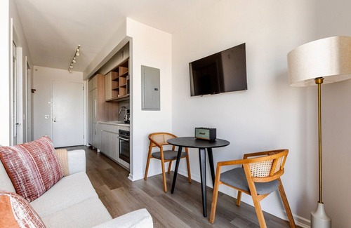 Williamsburg Apartment | Blueground | Williamsburg, gym & w/d, nr park