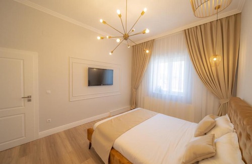 Oradea Apartment | BlueSky Ultra-Central Premium Apartment