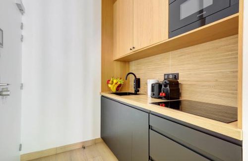 Quartier de la Plaine-de-Monceaux Apartment | Bluestay 288 - Superbe studio à Paris 17