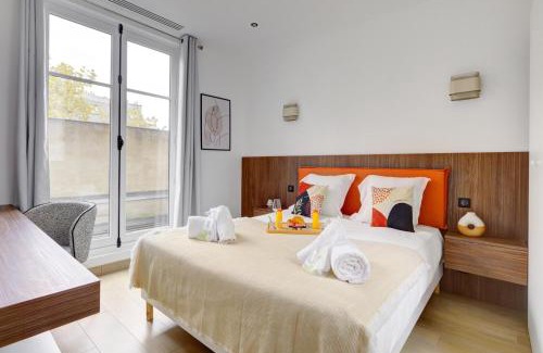Quartier de la Plaine-de-Monceaux Apartment | Bluestay 294 - Superbe appartement à Paris 17