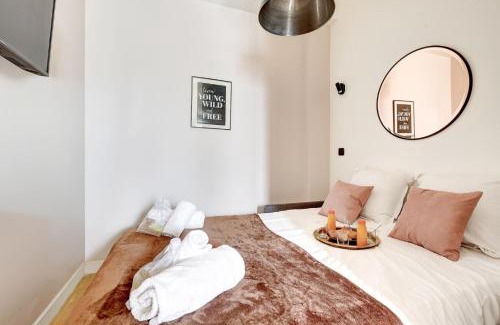 Combat Apartment | Bluestay 39 - Superb apartment in Paris