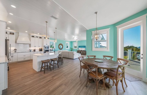 Holmes Beach House | Bluetique: Monthly luxury beach home, private pool, rooftop deck