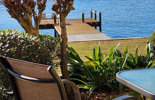 Niceville Condo | Bluewater Bay Waterfront Condo Across Bay From Destin
