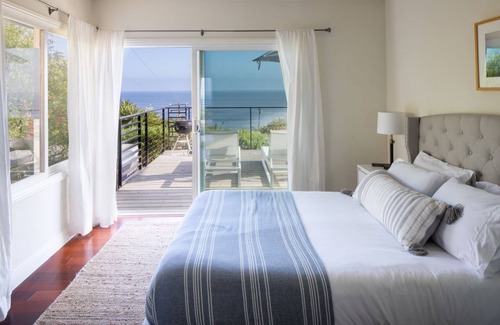 Western Malibu House | Bluff by AvantStay | Gorgeous Malibu Getaway w/Hot Tub & Spectacular Ocean Views