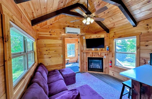 Twin Mountain House | BMV4 Tiny Home Topline