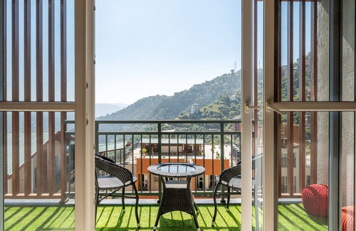Shimla Apartment | BnBBuddy-A Souvenir Home/2BHK, Cliffton, Shimla
