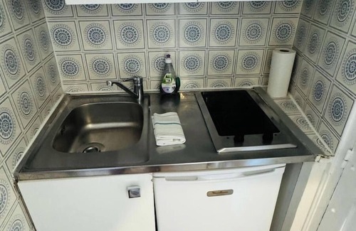 2nd Arrondissement Apartment | BnBNook - Chic Studio by Place des Victoires