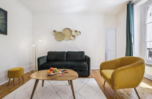 Passy Apartment | BnBNova - 1BR - Eiffel Tower & Trocadero