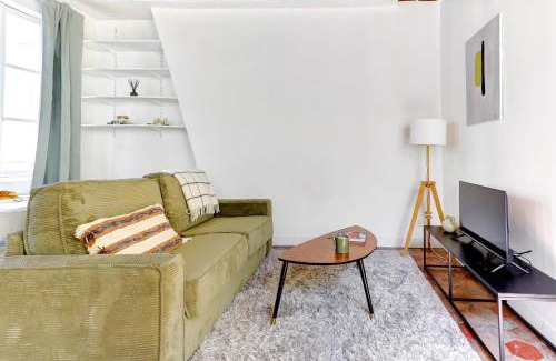 Sorbonne Apartment | BnBNova - 1BR - Heart of the Latin Quarter