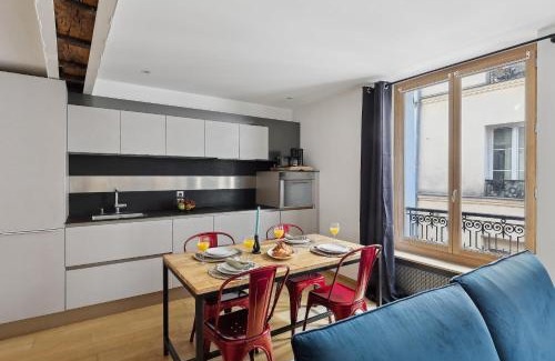 6th Arrondissement Apartment | BnBNova - 1BR - Saint Germain & Odéon