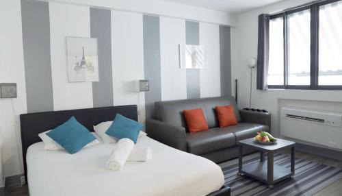 Chaillot Apartment | BnBNova - Arc de Triomphe & Trocadéro Square